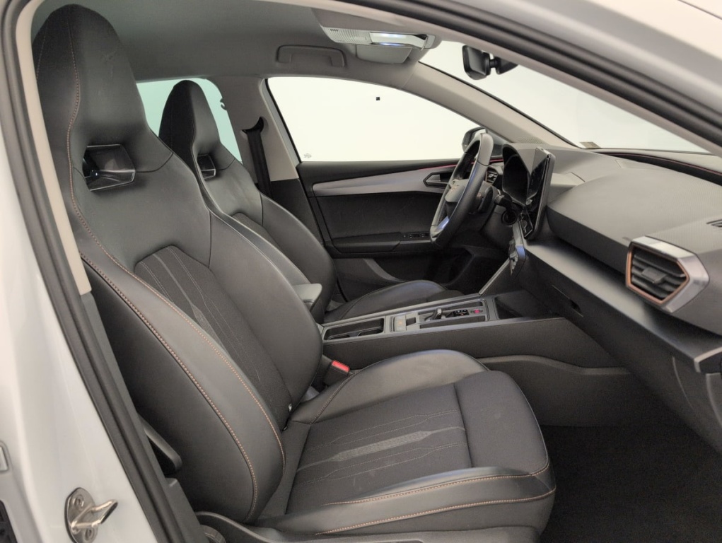 CUPRA Leon 1.5 eTSI 150 ch DSG7 V - ref: 1-397221 - Photo 9