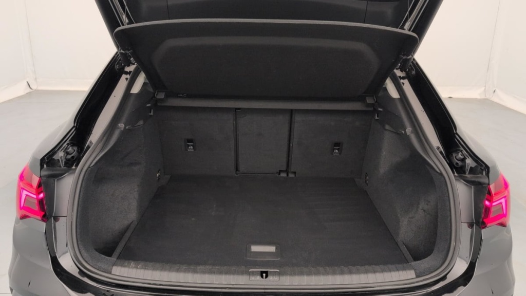 AUDI Q3 Sportback 35 TDI 150 CH S TRONIC 7 BUSINESS LINE - ref: 1-397819 - Photo 11