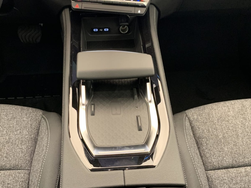 RENAULT Espace Espace full hybrid E-Tech 200 ch 7pl Techno - ref: 1-397824 - Photo 17