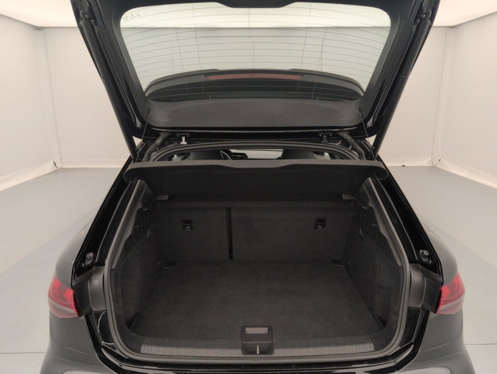 AUDI A3 Sportback TFSI e Hybride rechargeable 204 S tronic 6 S line - ref: 1-398279 - Photo 11