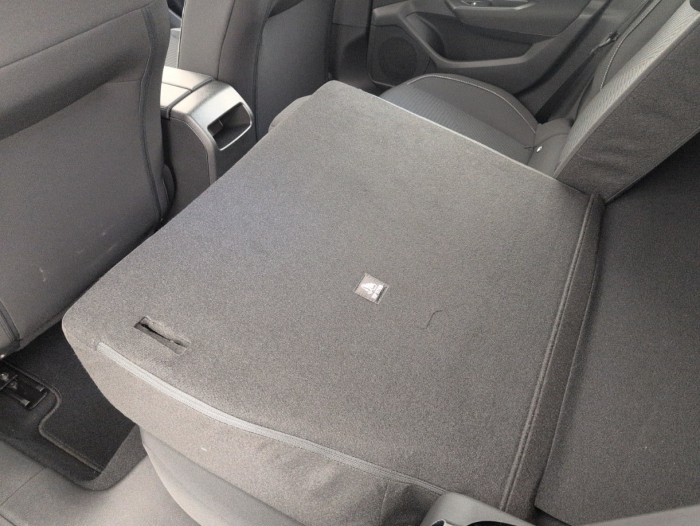 PEUGEOT 308 PHEV 180 E-EAT8 ACTIVE PACK - ref: 1-401616 - Photo 12