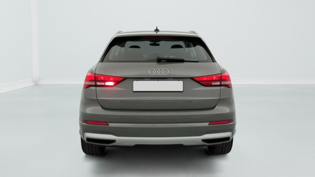 AUDI Q3 35 TDI 150 ch S tronic 7 Design - ref: 1-402662 - Photo 6