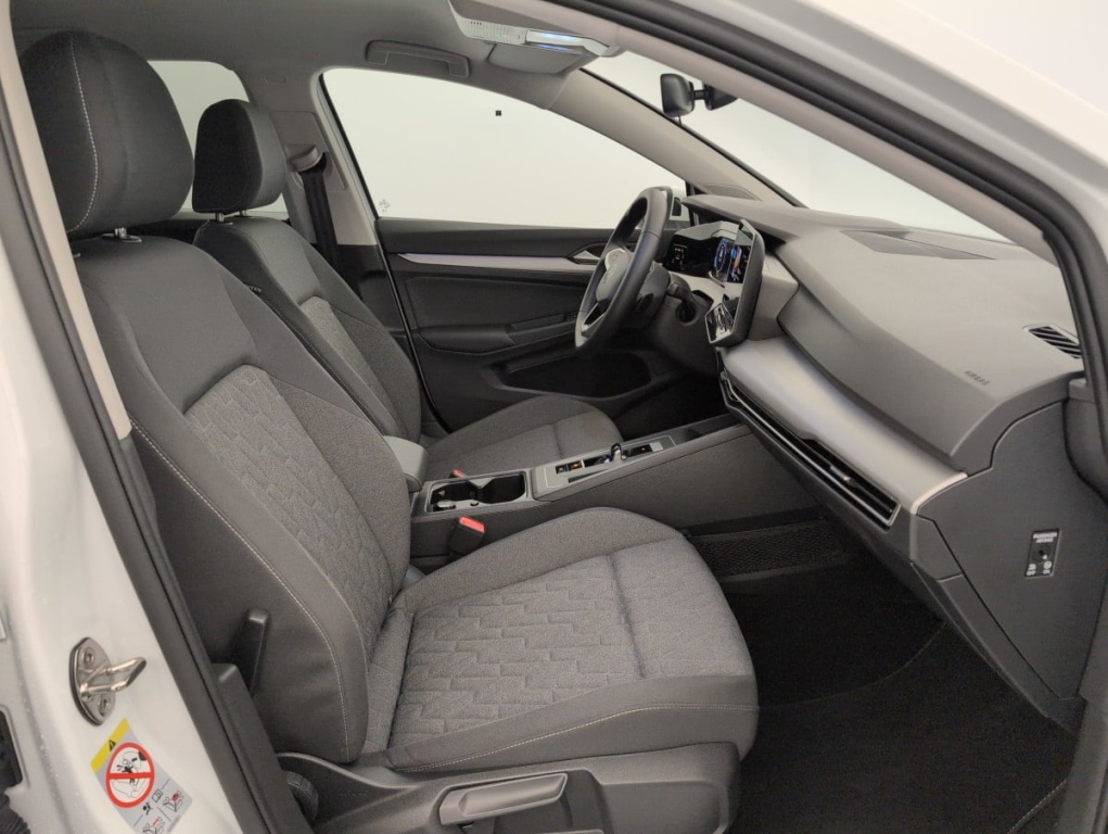 VOLKSWAGEN Golf 1.5 eTSI EVO2 116 DSG7 Life Plus - ref: 1-402801 - Photo 9