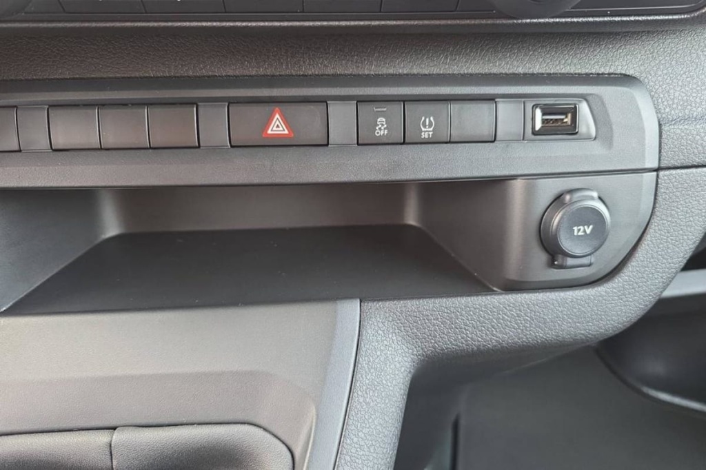 CITROEN Jumpy Cabine Approfondie JUMPY CAB APPROFONDIE XL BLUEHDI 145 S S BVM6 - ref: 1-404444 - Photo 20