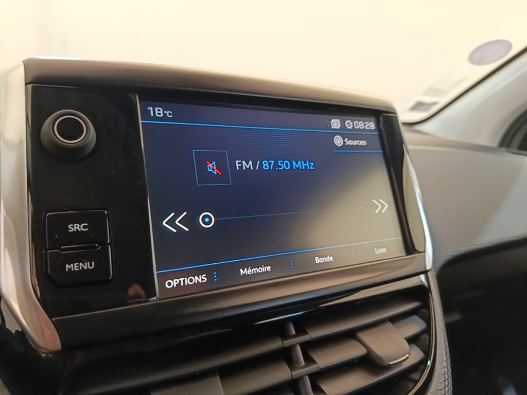 PEUGEOT 208 Puretech 82 ALLURE - ref: 13-4187758 - Photo 13