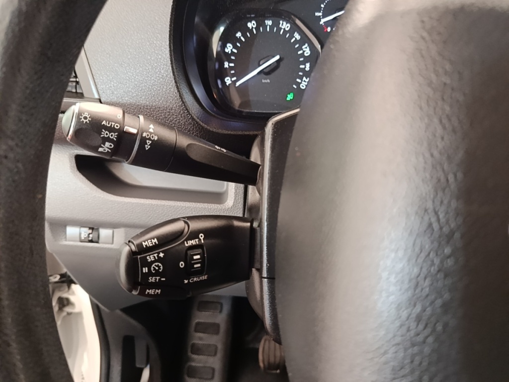 PEUGEOT Expert 2.0 BLUEHDI 120 S&S STANDARD Asphalt - ref: 13-4187759 - Photo 18