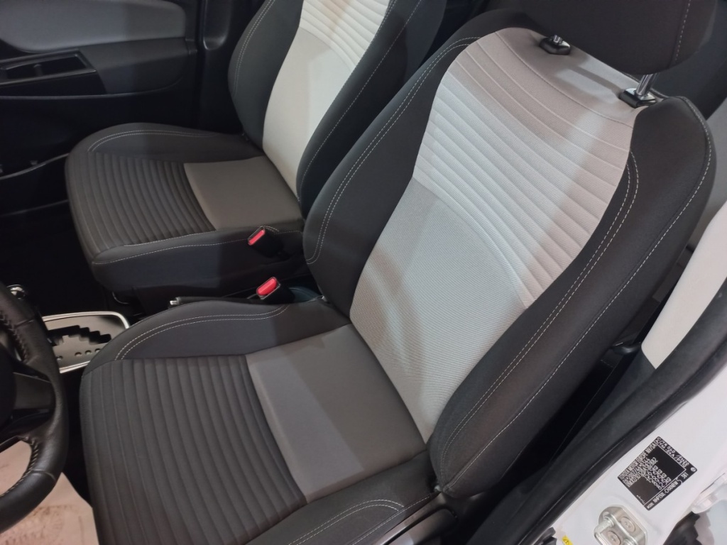 TOYOTA Yaris 1.5 VVT-I HYBRID France Business - ref: 13-4215795 - Photo 9