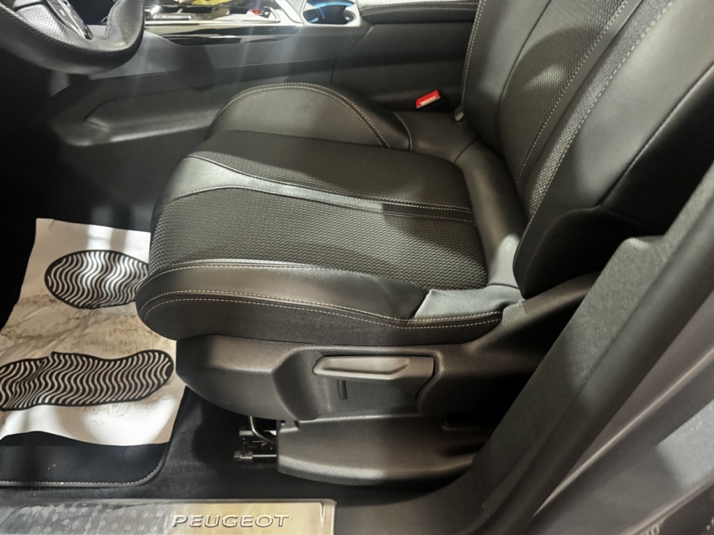 PEUGEOT 3008 1.6 PHEV 225 E-EAT8 GT - ref: 13-4234837 - Photo 8