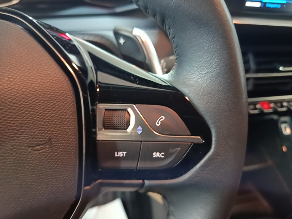 PEUGEOT 2008 PureTech 130 S&S EAT8 ACTIVE PACK - ref: 13-4242301 - Photo 20