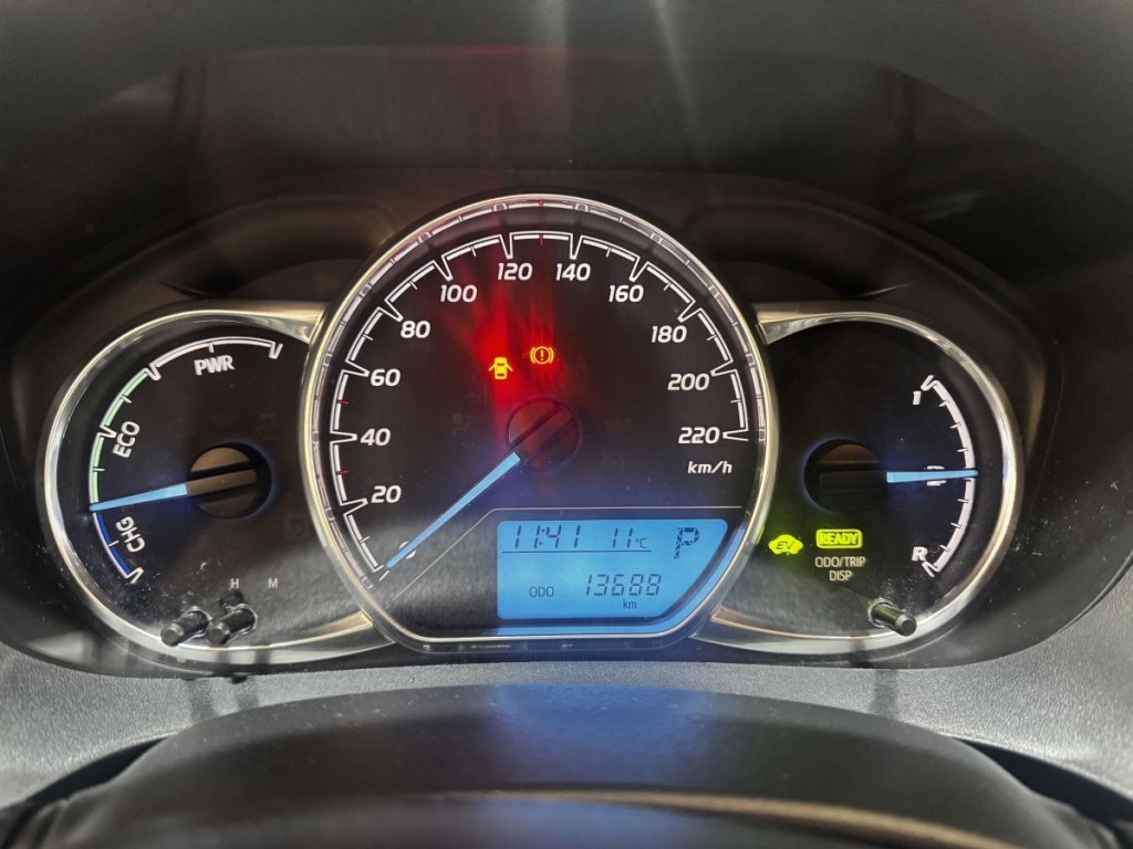 TOYOTA Yaris 1.5 Hybride 100h France Business - ref: 13-4242329 - Photo 7