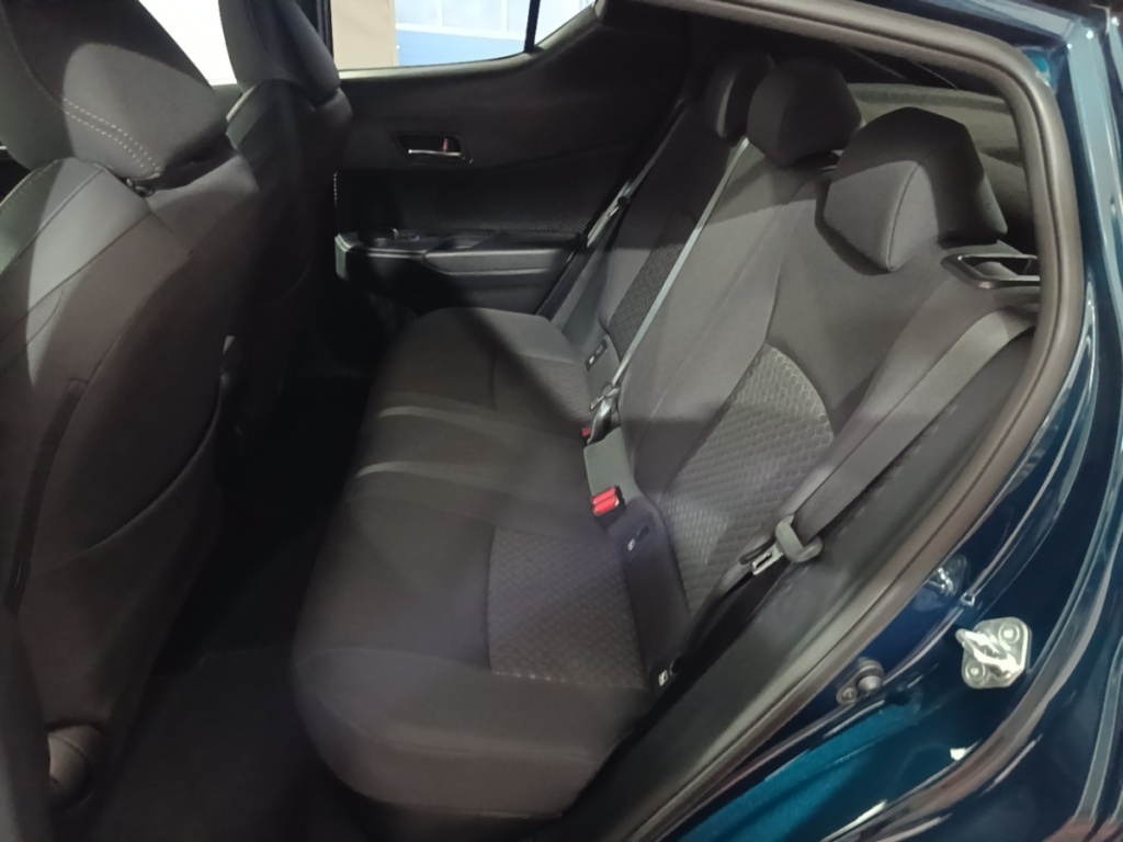 TOYOTA C-HR 2.0 Hybride 184 Design - ref: 13-4247812 - Photo 13