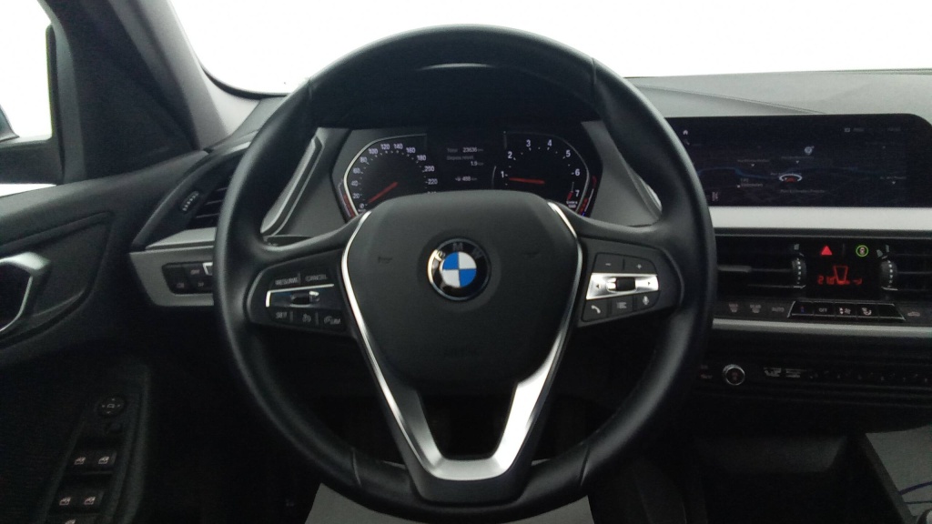 BMW Serie 1 116i 109 +GPS +PDC AV/AR 116I 109 +GPS +PDC AV/AR - ref: 5-1286228 - Photo 12