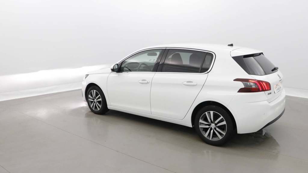 PEUGEOT 308 Allure ESSENCE 130 ALLURE - ref: 5-1307317 - Photo 4