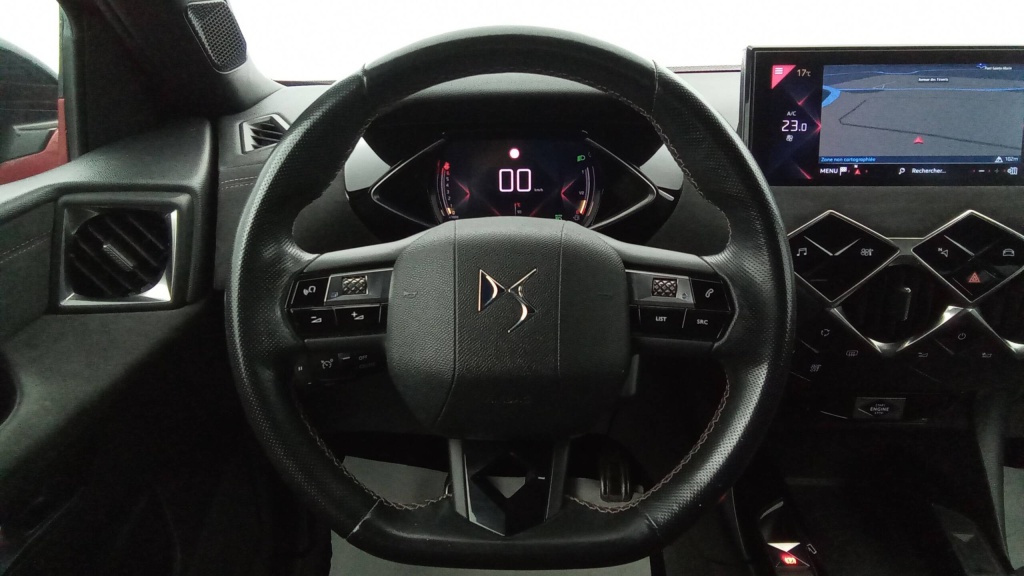 DS DS3 Crossback Performance Line+ DS3 CROSSBACK ESSENCE 100 BVM6 - PERFORMANCE LINE+ - ref: 5-1388260 - Photo 13