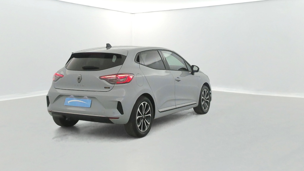 RENAULT Clio Techno E-Tech full hybrid 145 - ref: 6-2971x252429 - Photo 5