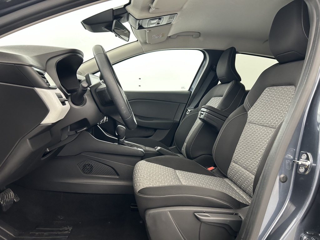 RENAULT Clio Evolution E-Tech full hybrid 145 - ref: 6-2971x252536 - Photo 13