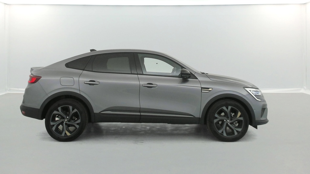 RENAULT Arkana Engineered E-Tech hybride 145 22 - ref: 6-2971x253318 - Photo 6