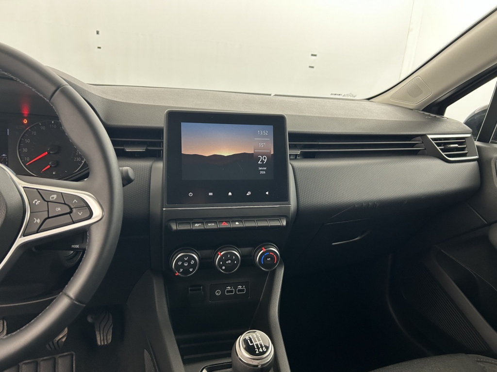RENAULT Clio Equilibre TCe 90 - ref: 6-2971x253440 - Photo 18