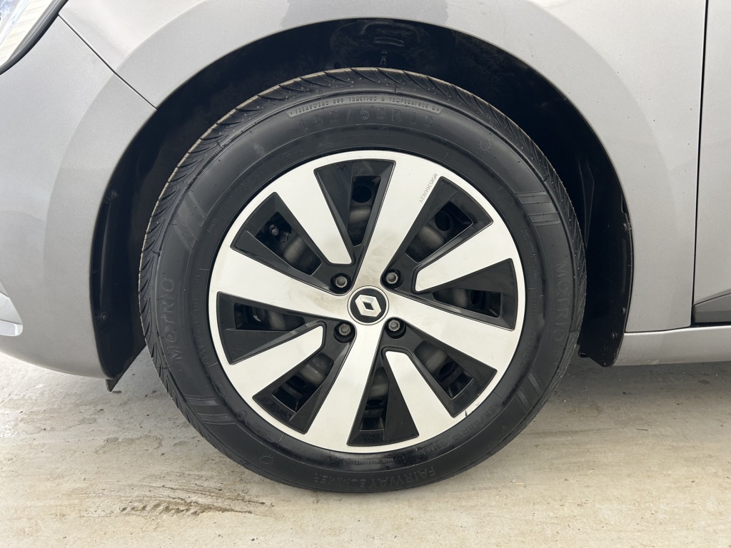 RENAULT Clio Equilibre TCe 90 - ref: 6-2971x253440 - Photo 20