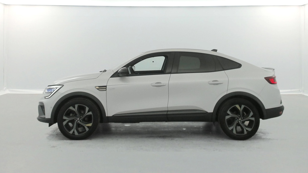 RENAULT Arkana Engineered E-Tech hybride 145 22 - ref: 6-2971x253571 - Photo 2