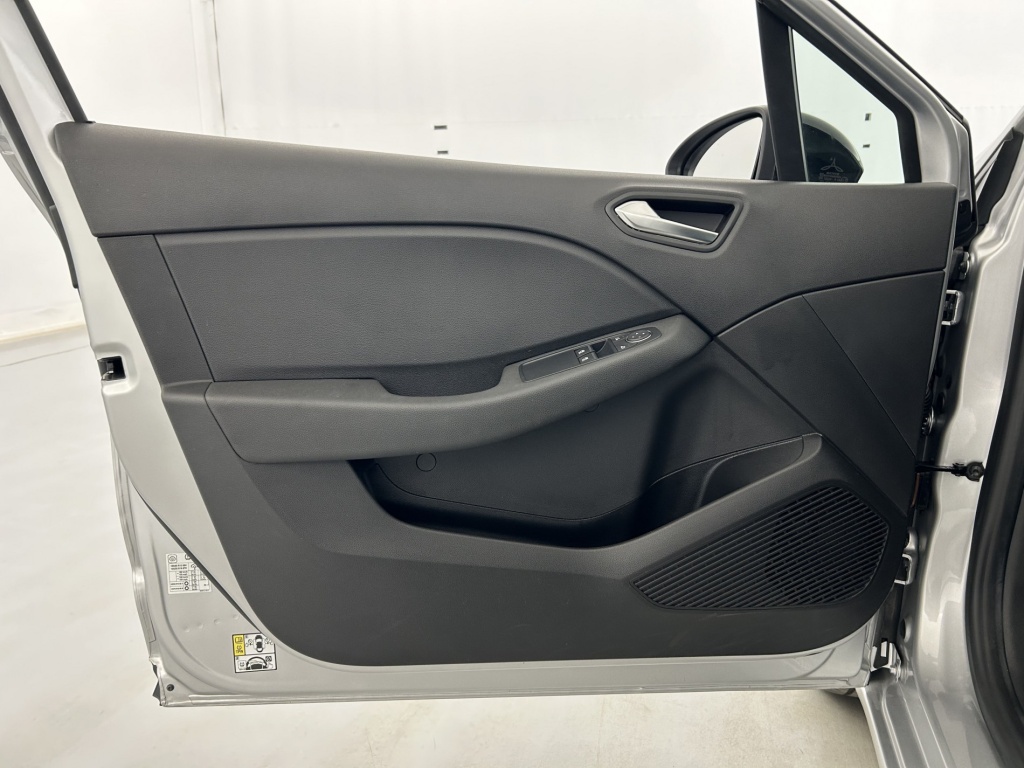 RENAULT Clio Equilibre TCe 90 - ref: 6-2971x254976 - Photo 11