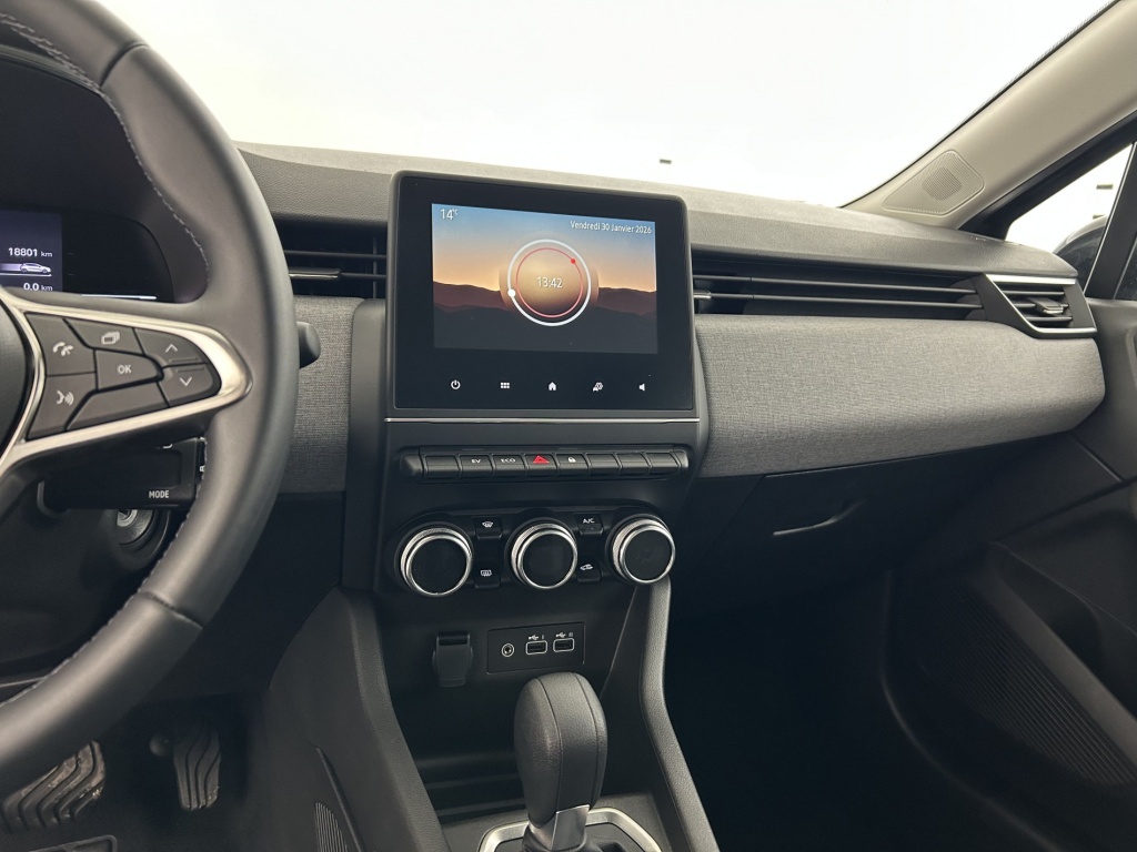 RENAULT Clio Evolution E-Tech full hybrid 145 - ref: 6-2971x254989 - Photo 18