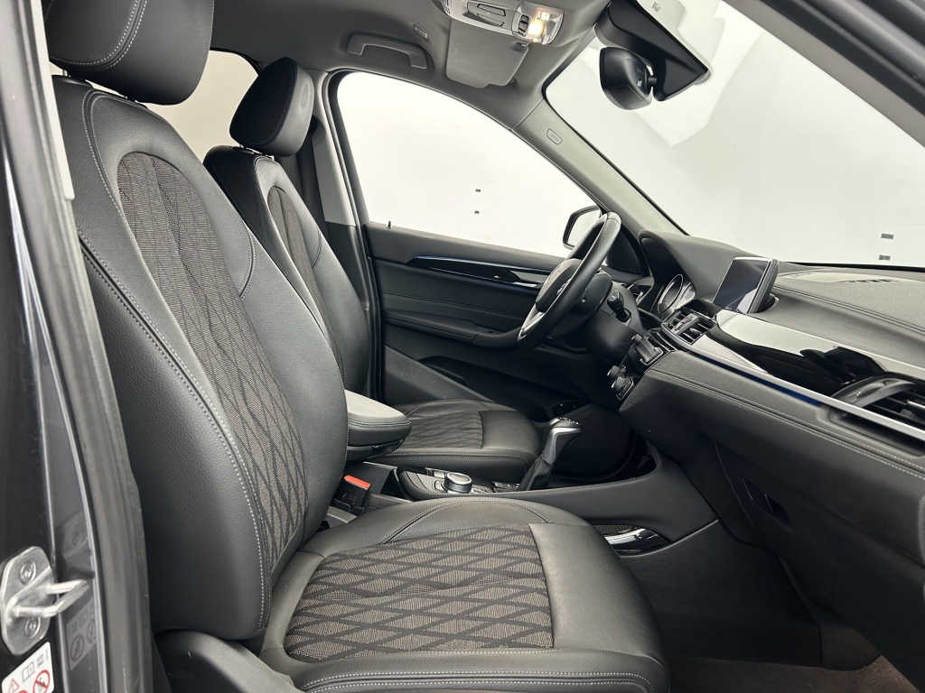 BMW X1 xLine xDrive 25e 220 ch BVA6 - ref: 6-2971x258339 - Photo 14