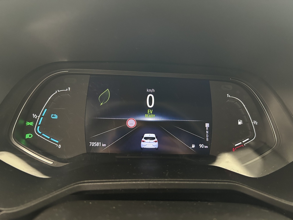 RENAULT Clio Evolution Boite Automatique E-Tech full hybrid 145 - ref: 6-2971x260305 - Photo 17