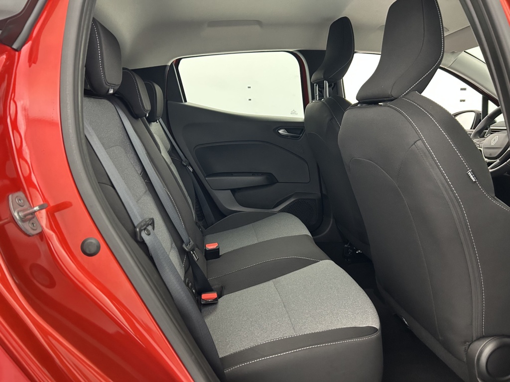 RENAULT Clio Evolution E-Tech full hybrid 145 ch GSR2 - ref: 6-2971x261404 - Photo 16