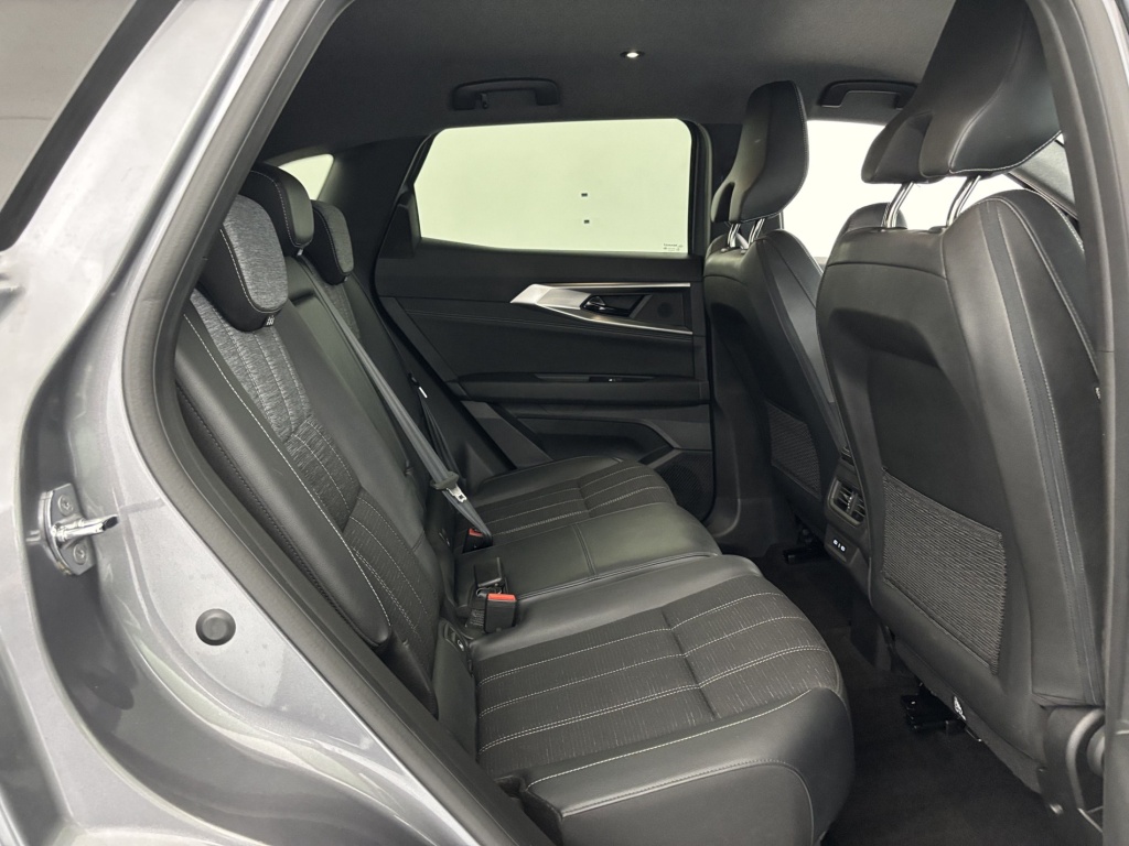 RENAULT Austral Techno E-Tech hybrid 200 - ref: 6-2971x262359 - Photo 16