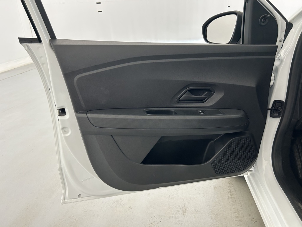 DACIA Sandero Essential ECO-G 100 - ref: 6-2971x263824 - Photo 11