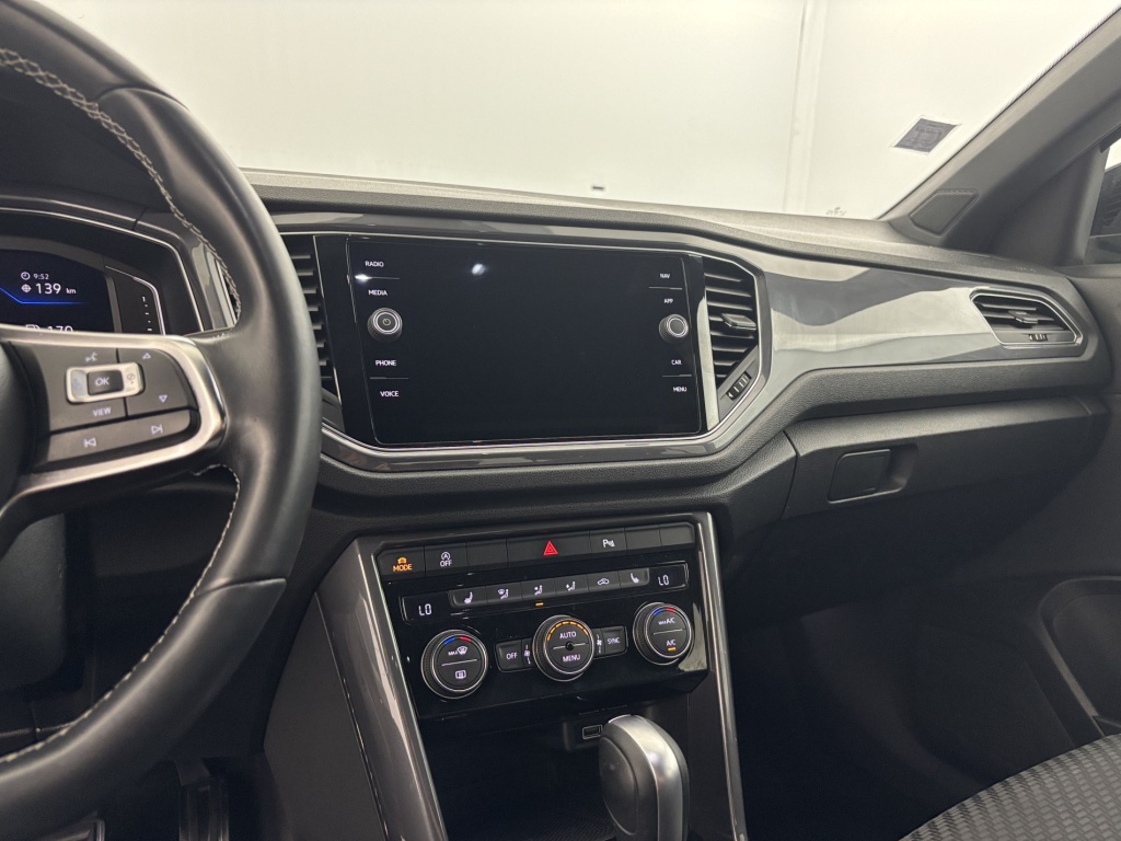 VOLKSWAGEN T-Roc R-Line 2.0 TDI 150 Start/Stop DSG7 - ref: 6-2971x263878 - Photo 12
