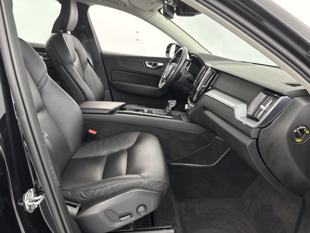 VOLVO XC60 Business Executive D4 190 ch AdBlue Geatronic 8 - ref: 6-2971x264645 - Photo 14