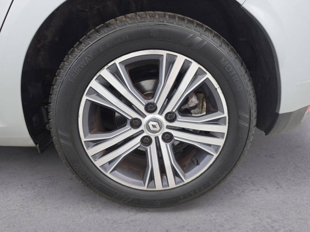 RENAULT Megane Evolution TCe 140 - ref: 6-2971x264839 - Photo 18