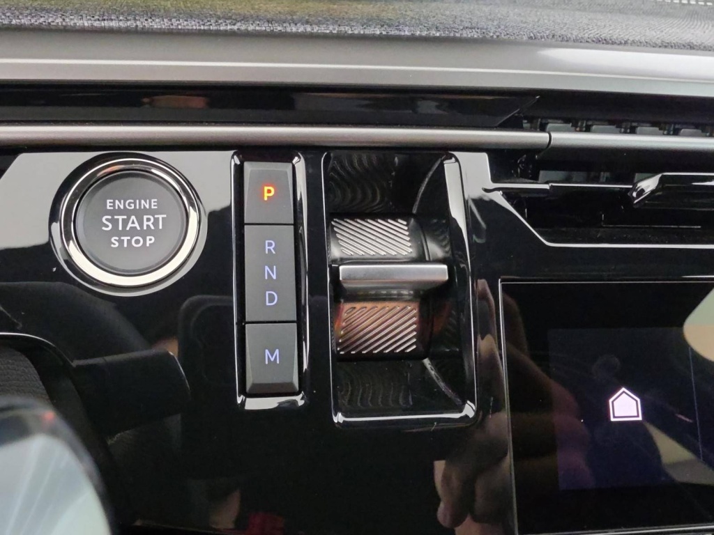PEUGEOT 5008 GT Hybrid 145 ch e-DCS6 - ref: 6-2971x265374 - Photo 13