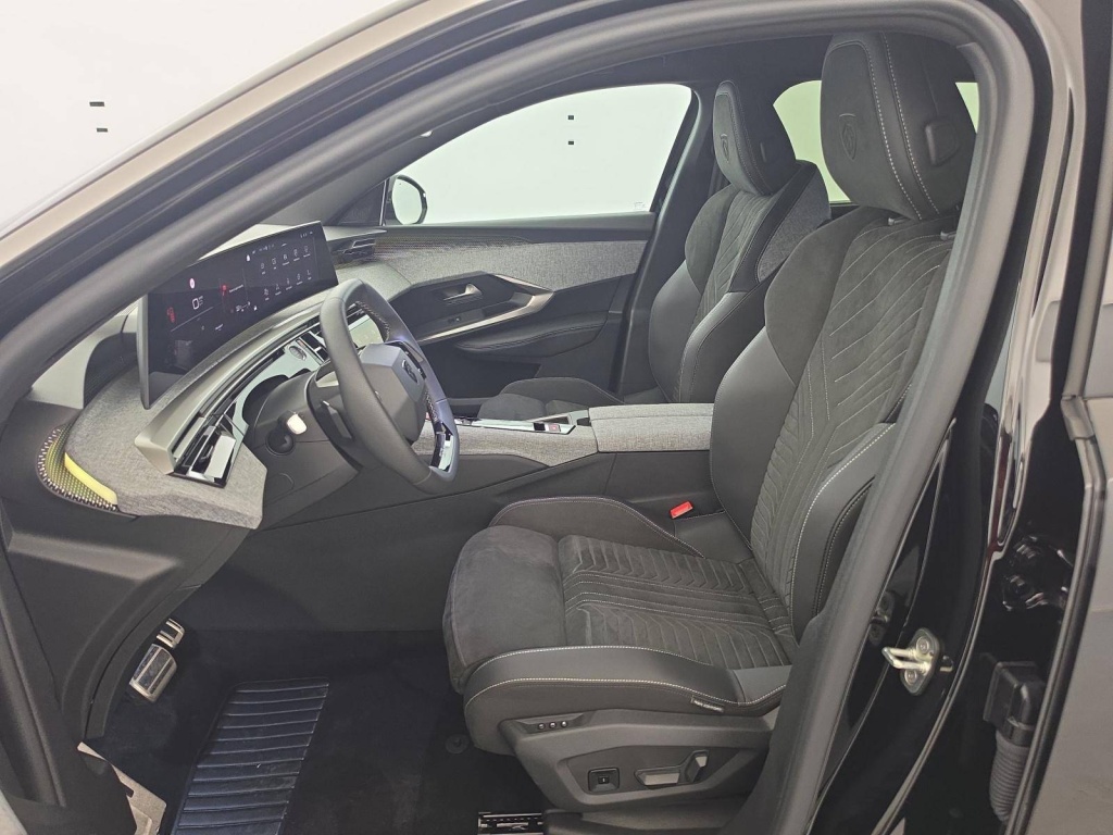 PEUGEOT 5008 GT Hybrid 145 ch e-DCS6 - ref: 6-2971x265374 - Photo 9