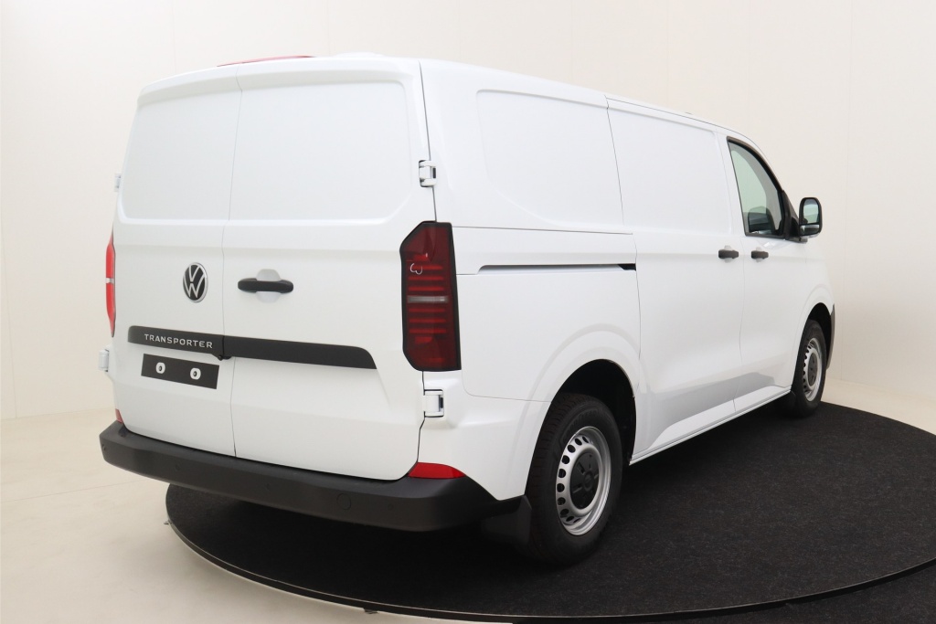 VOLKSWAGEN Transporter T7 Fourgon 3100 mm 2,0 TDI 150 hp Aut. - ref: 7-37800 - Photo 6
