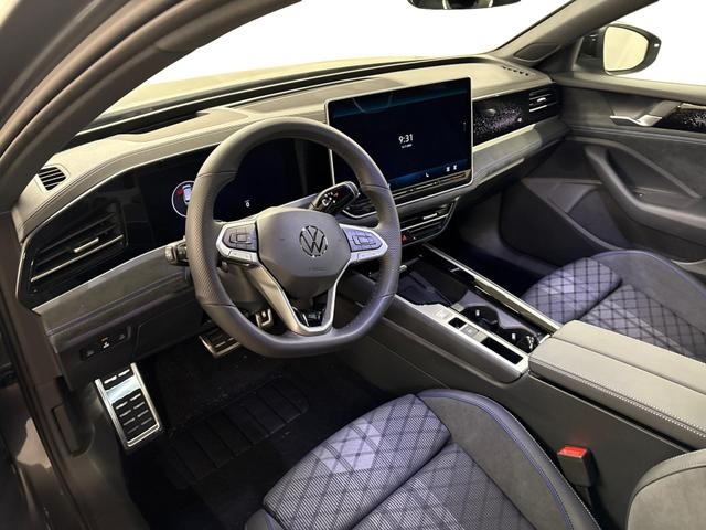 VOLKSWAGEN Passat SW R-Line 2.0 TSI 4Motion 265PS/1... - ref: 7-46977 - Photo 12