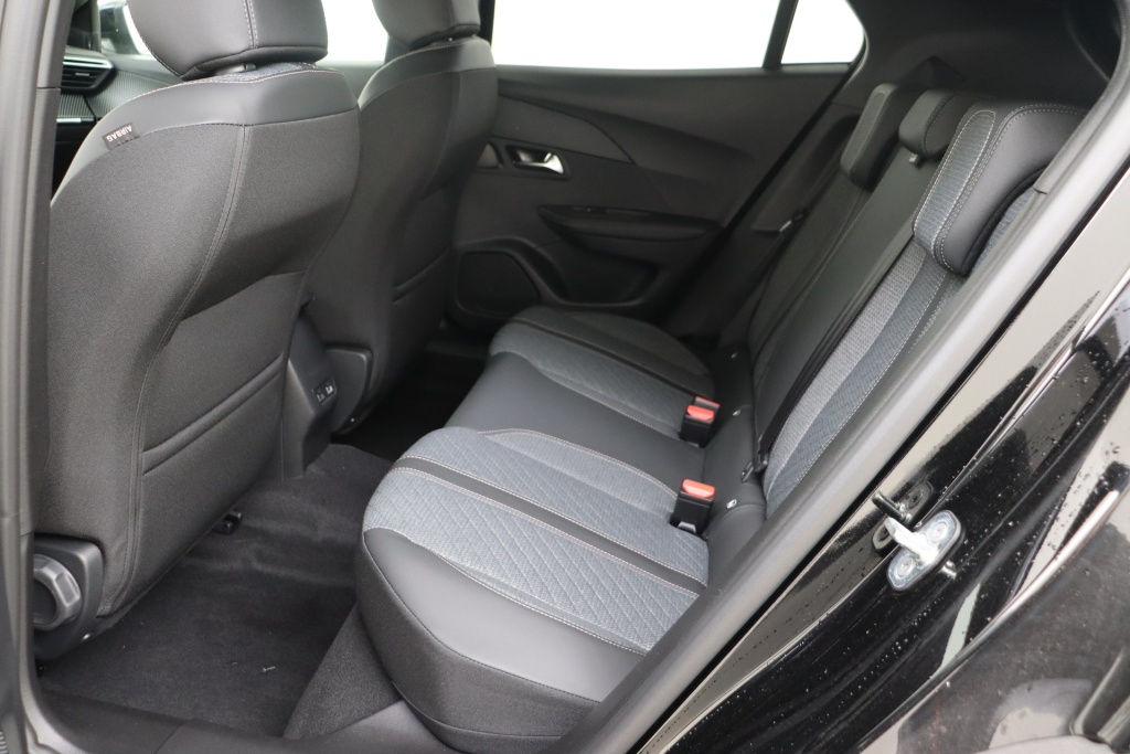 PEUGEOT 2008 Allure Hybrid 145 hp e-DSC6    - ref: 7-47732 - Photo 16
