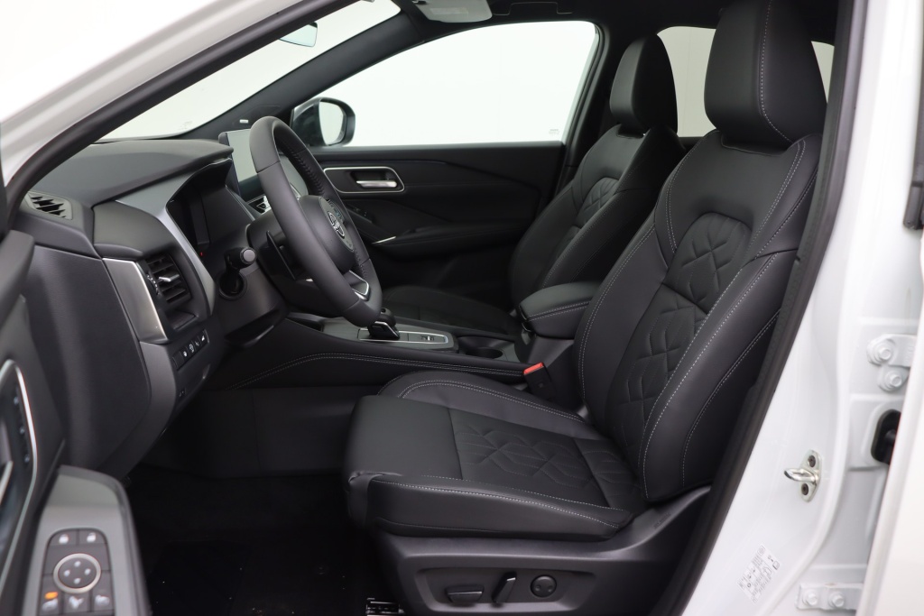 NISSAN Qashqai Tekna 1.3 158 hp CVT 2WD - ref: 7-48712 - Photo 13