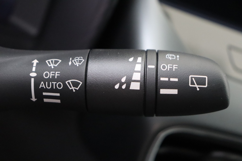 NISSAN Juke N-Connecta + Winter Pack + Navigation 1.0 DIG-T 114 hp 7DCT - ref: 7-50023 - Photo 19
