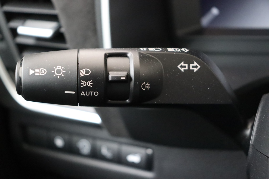 NISSAN Qashqai Tekna Plus + 2 Tone 1.3 DIG-T Mild Hybrid 158 hp X-TRONIC  - ref: 7-50063 - Photo 18