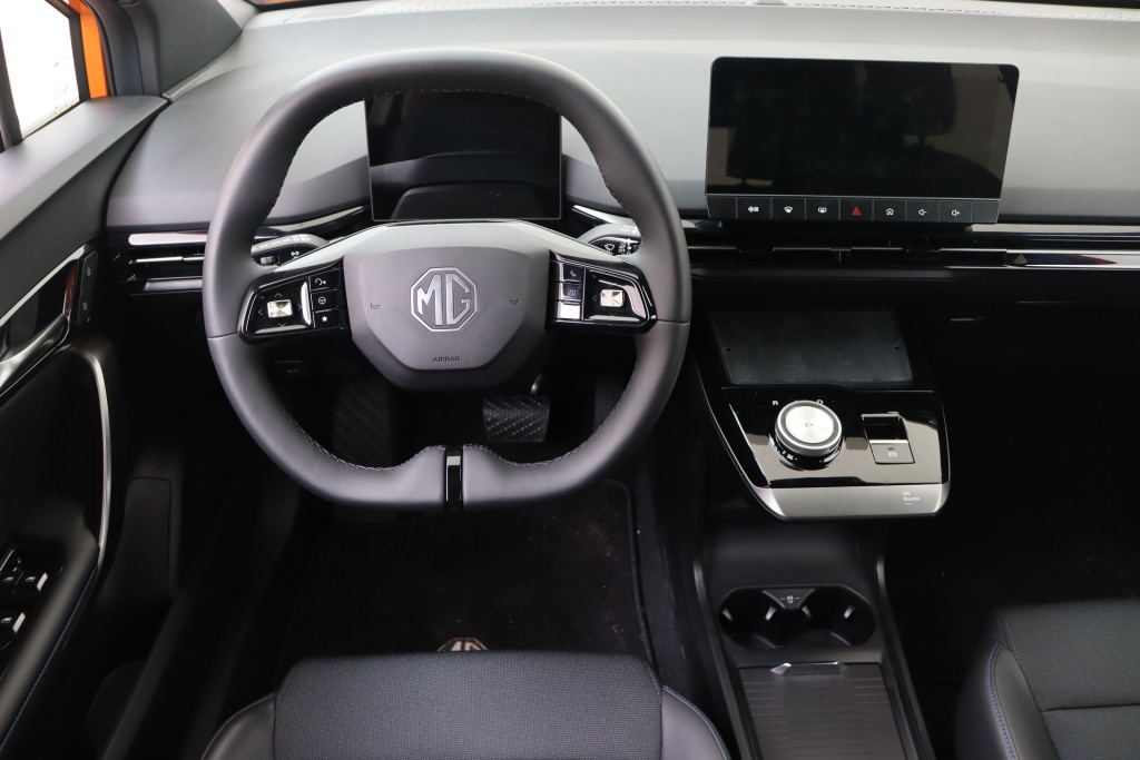 MG MG4 Trophy Extended Range EV 77 kWh 6AT RWD - ref: 7-51879 - Photo 11