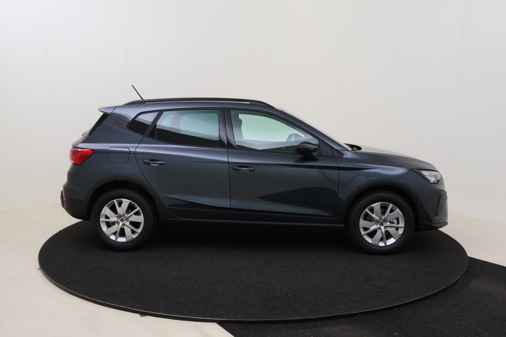 SEAT Arona Play Plus 1,0 TSI 115 hp DSG7 - ref: 7-52443 - Photo 4