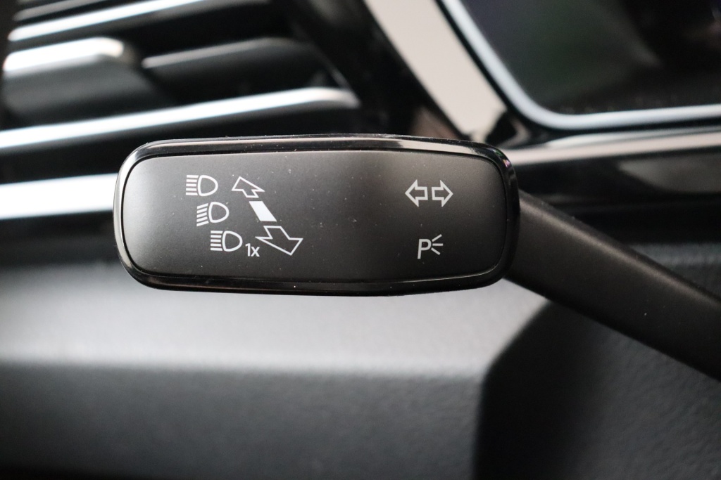 VOLKSWAGEN Caddy Maxi Style 5pl eHybrid 115 hp DSG 6 - ref: 7-52922 - Photo 20