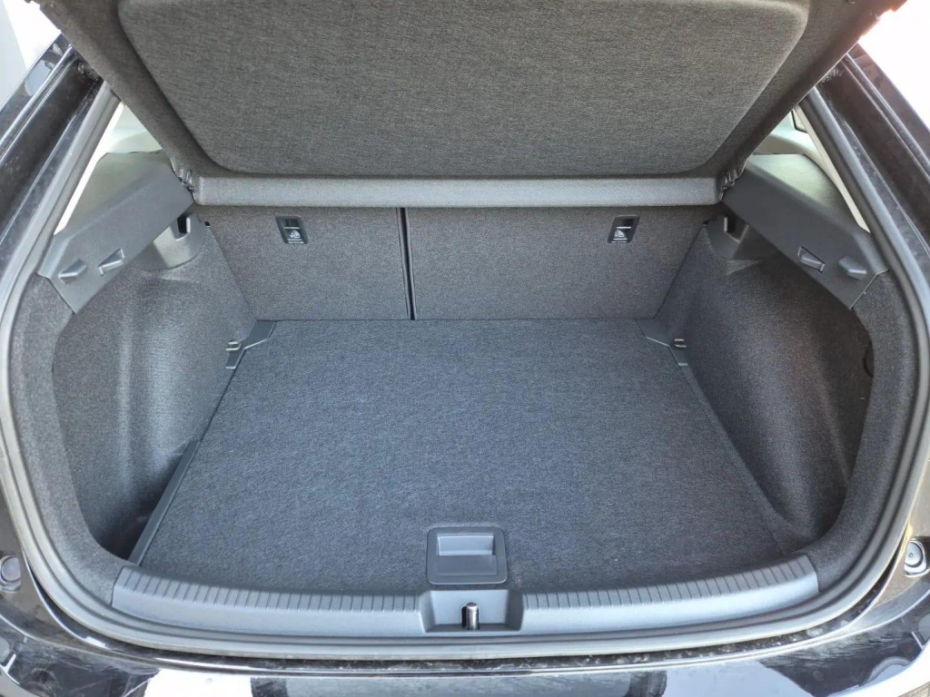 VOLKSWAGEN Taigo 1.0 TSI - ref: 7-53581 - Photo 9