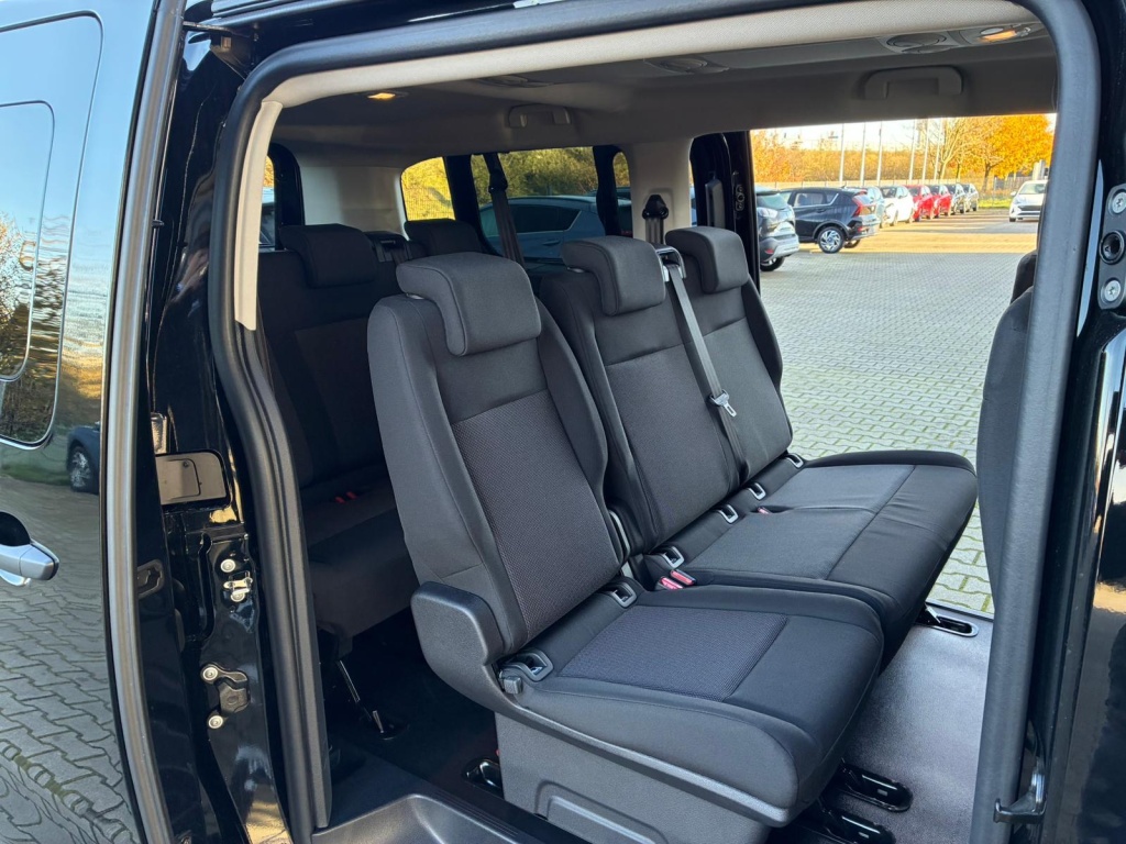 OPEL Vivaro Base Kombi XL 2.0 Diesel Automatik 177 PS - ref: 7-53586 - Photo 9