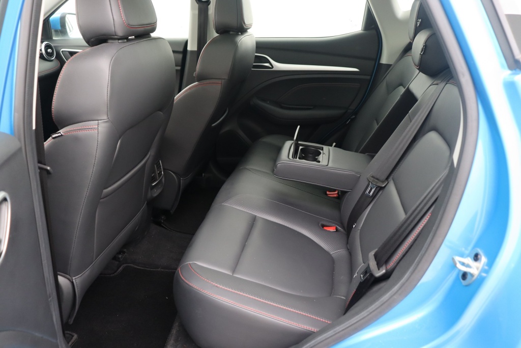 MG ZS Luxury 72 kWh 156 hp - ref: 7-54229 - Photo 13