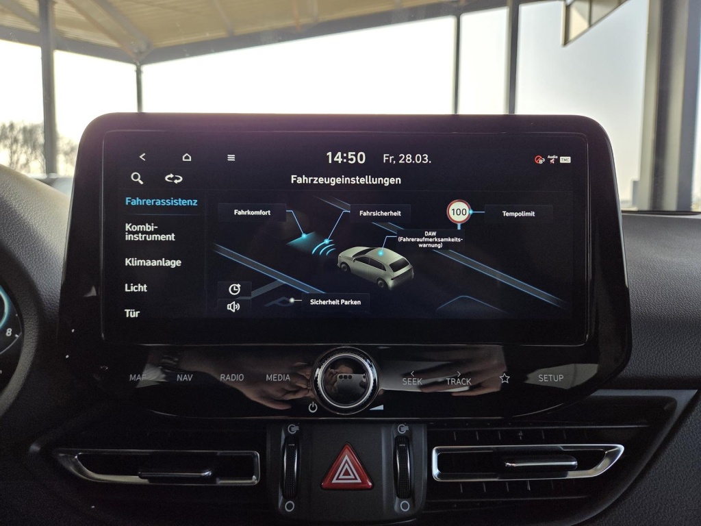 HYUNDAI i30 N-Line 1.5L T-GDI Mild Hybrid (mHEV) DCT - ref: 7-54934 - Photo 13