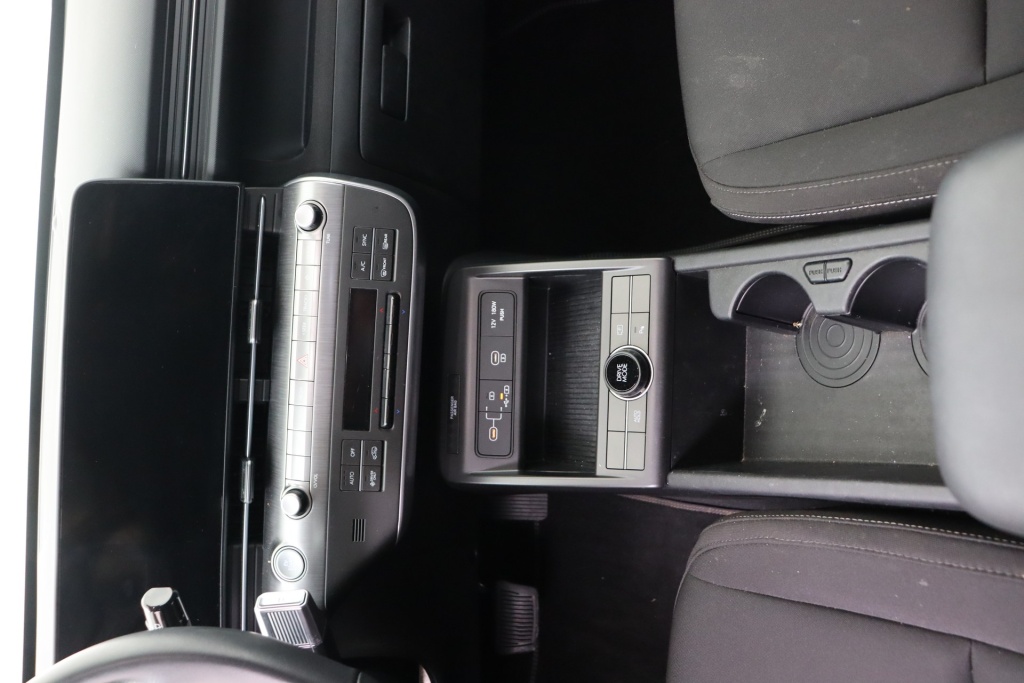 HYUNDAI Kona Feel 48kWh 152 hp - ref: 7-55057 - Photo 12